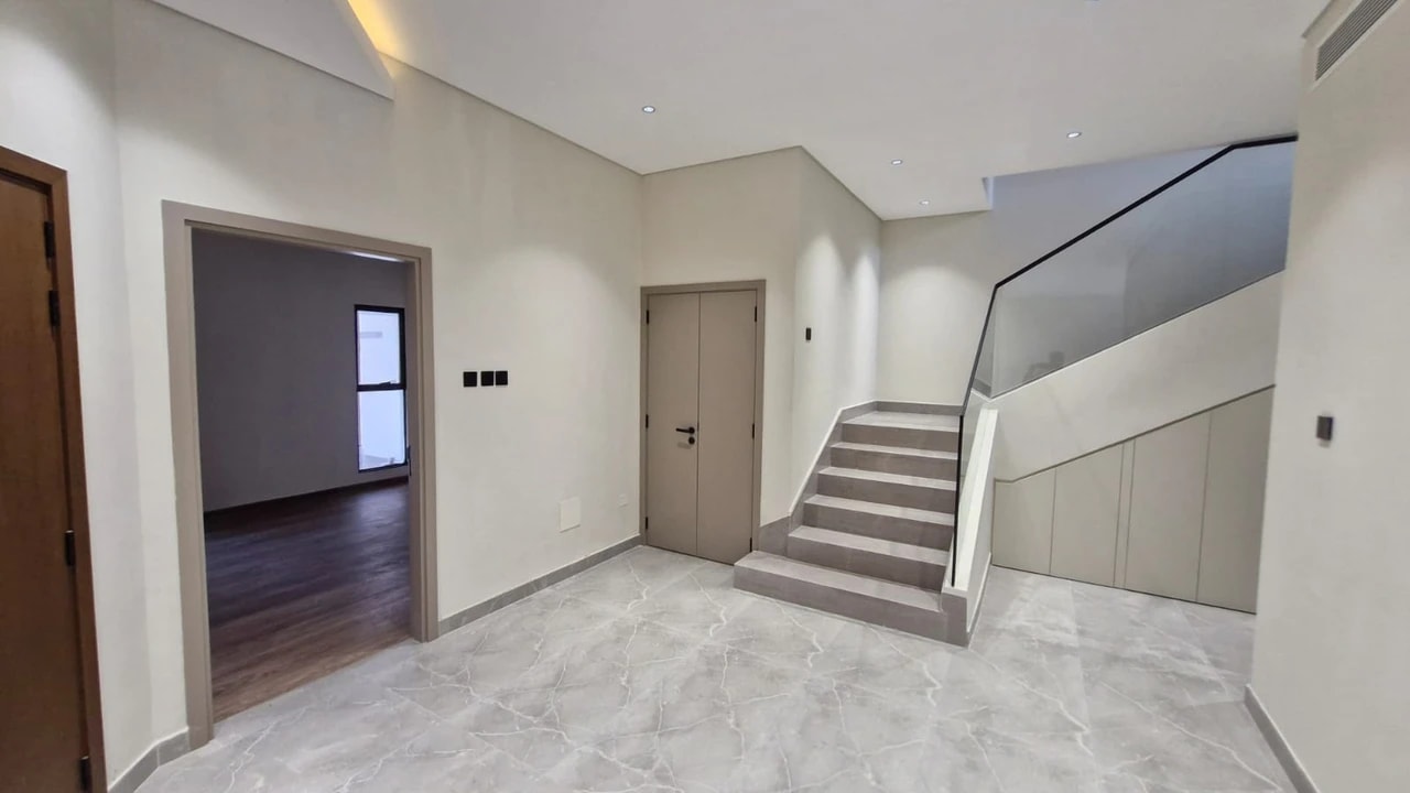 4 Bedroom Villa for Rent in Umm Suqeim 1 Villas, Umm Suqeim 1 – Hook & Overview