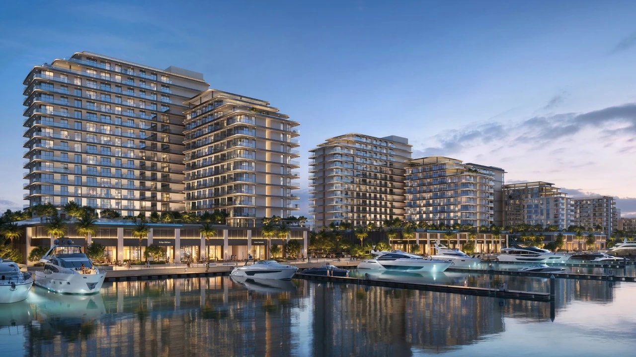 Fior 1 at Rashid Yachts & Marina - Luxury Waterfront Apartments – view